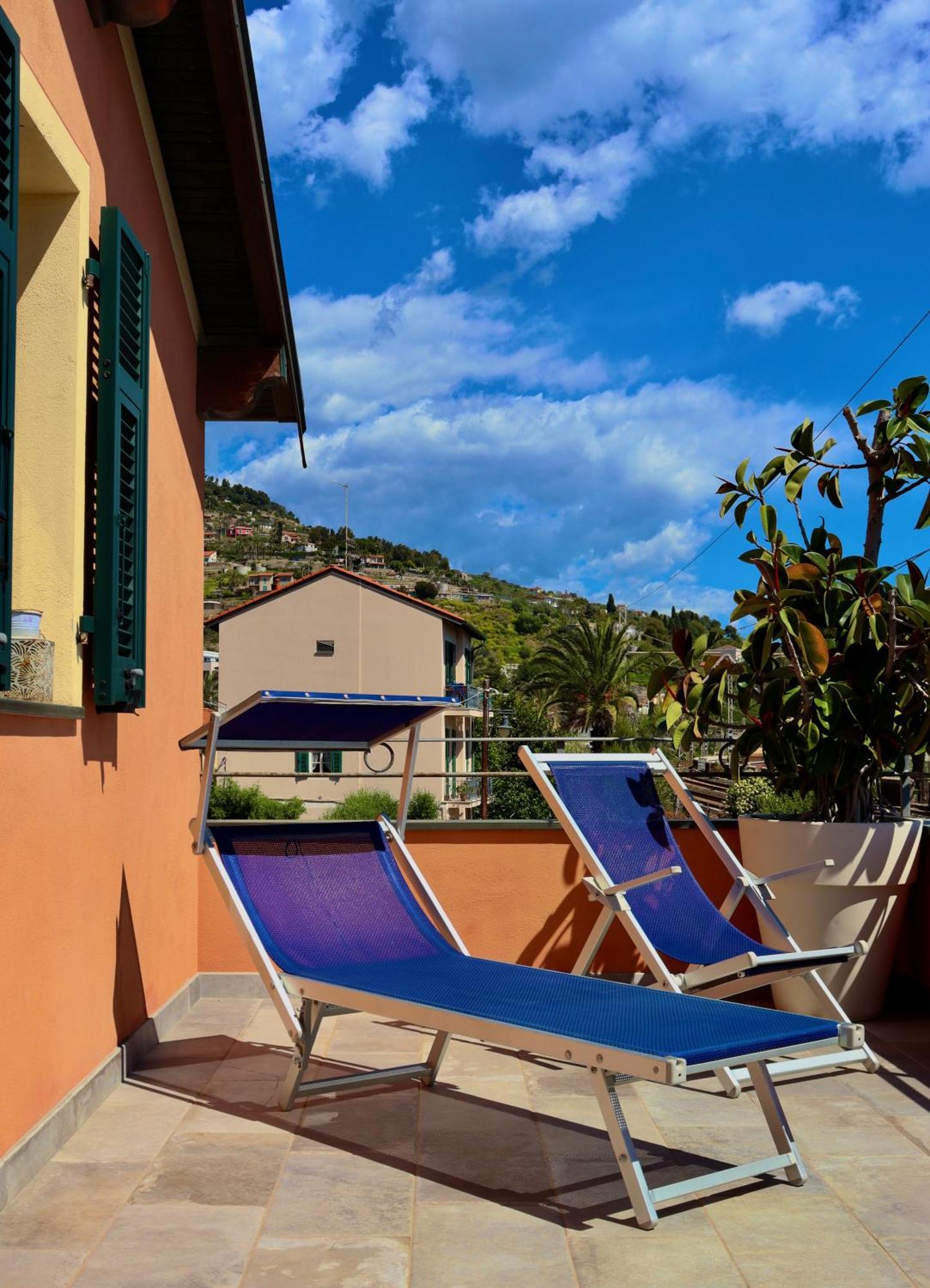 Acqua Di Mare Bed and Breakfast Bordighera Eksteriør billede