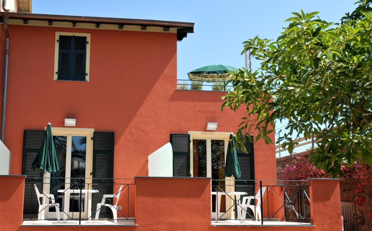 Acqua Di Mare Bed and Breakfast Bordighera Eksteriør billede